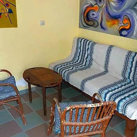 Hotell Kleines Gaestehaus In Ruhiger Lage Bei Amaniou